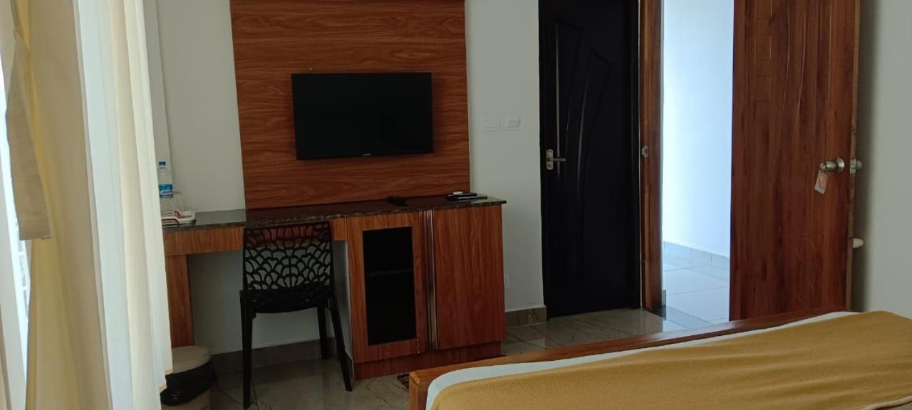 Blossom Valley Cottage Munnar Room photo