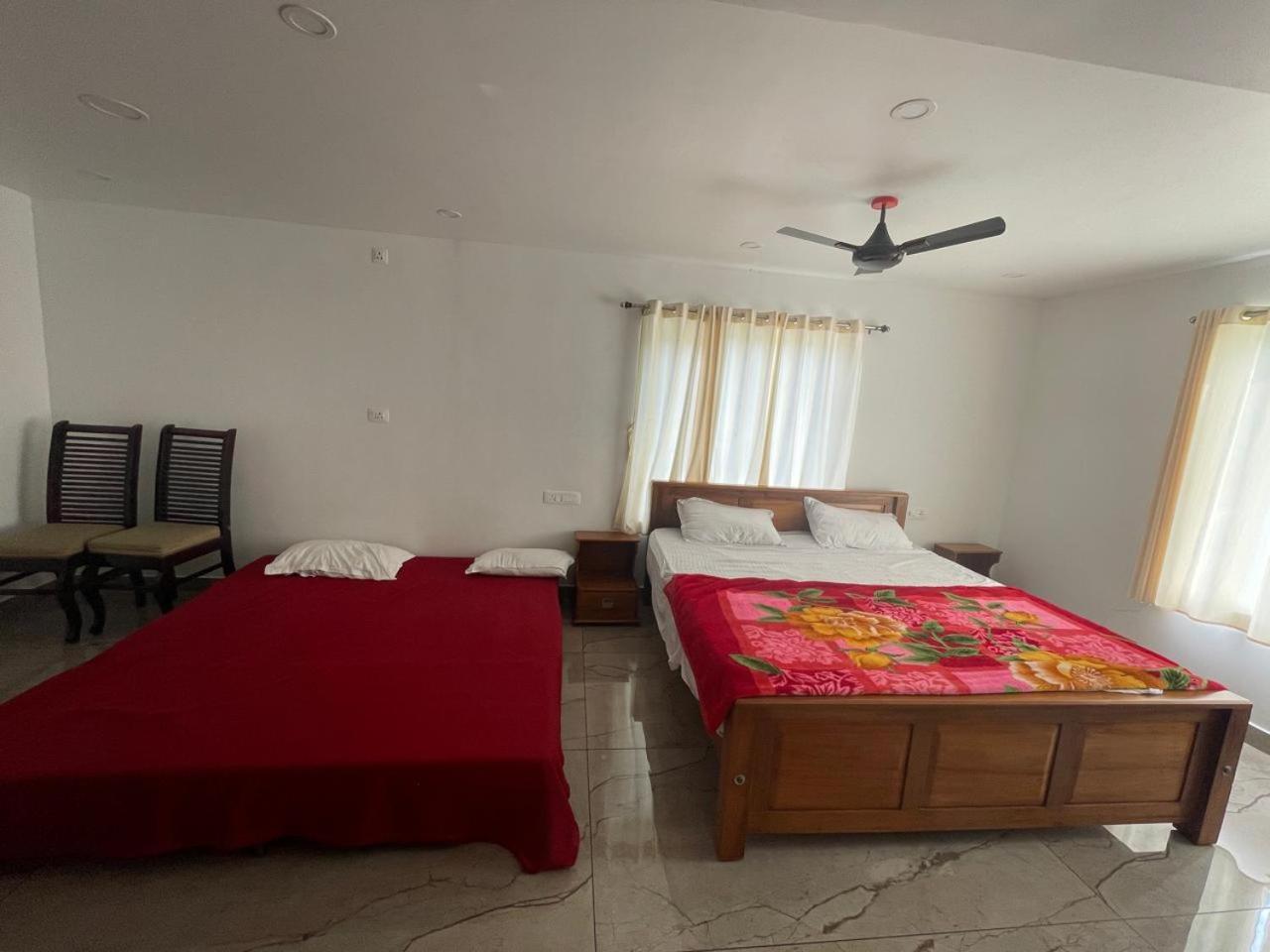 Blossom Valley Cottage Munnar Room photo